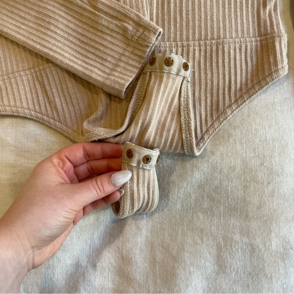 Cream/coral cozy bodysuit with buttons up the front - Picture 8 of 9